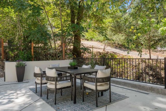 16500 Sanborn Road, Saratoga, CA 95070