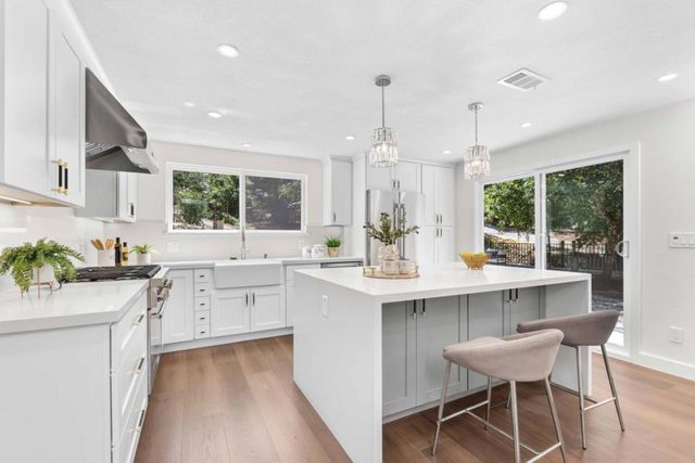 16500 Sanborn Road, Saratoga, CA 95070