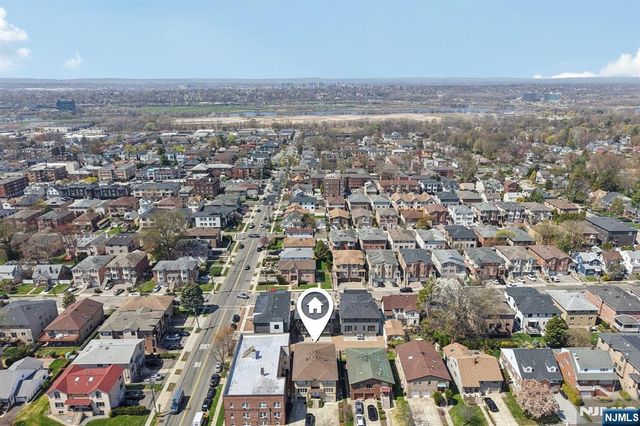 505 3rd Street, Palisades Park, NJ 07650