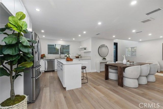 3871 Hendrix Street, Irvine, CA 92614