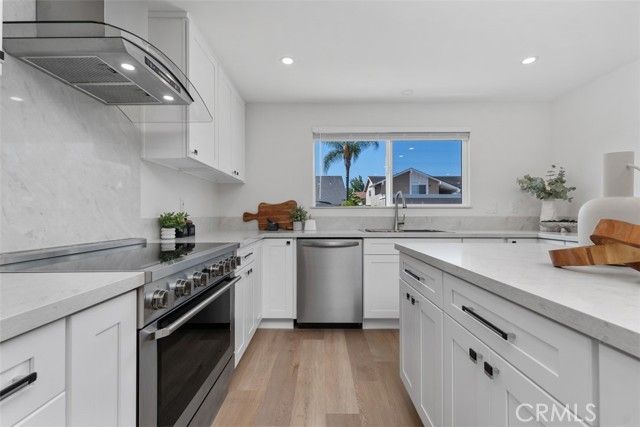 3871 Hendrix Street, Irvine, CA 92614