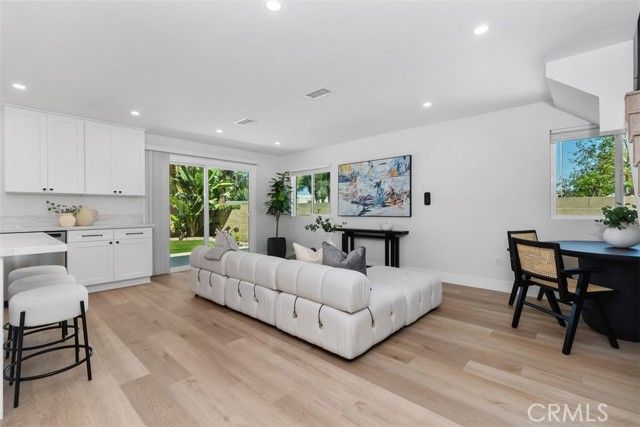 3871 Hendrix Street, Irvine, CA 92614