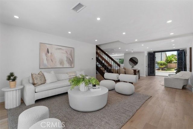 3871 Hendrix Street, Irvine, CA 92614