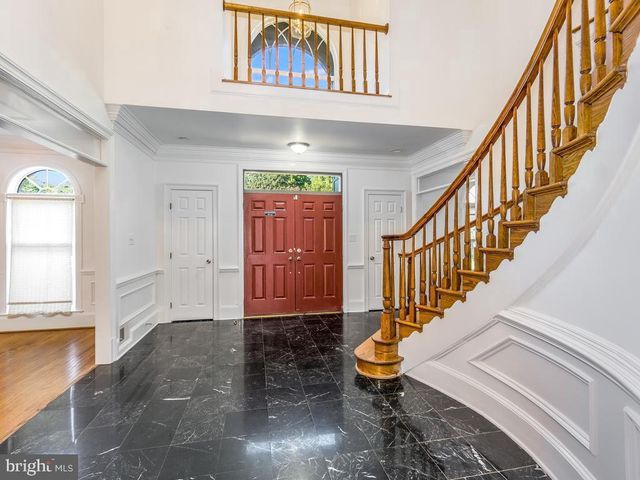 8951 BROOK RD, Mclean, VA 22102