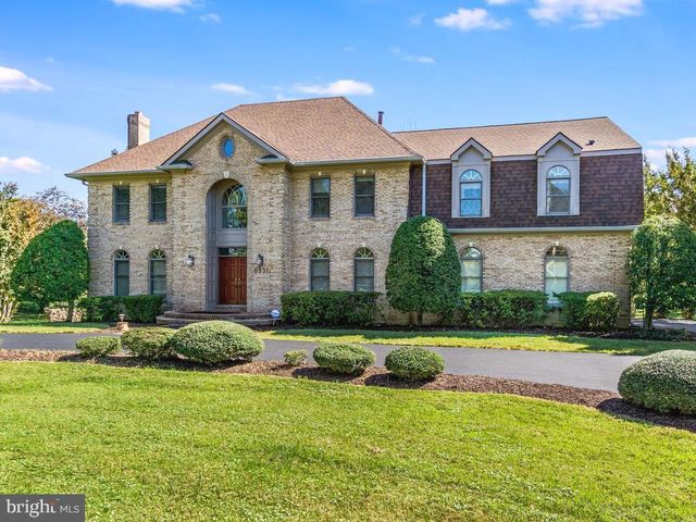 8951 BROOK RD, Mclean, VA 22102