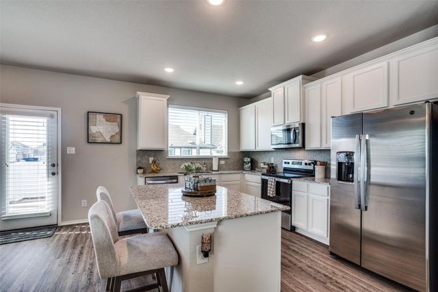 9024 Huxley Drive, Aubrey, TX 76227