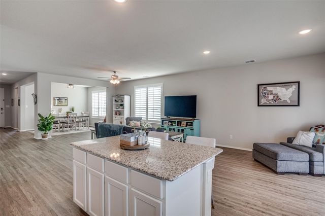 9024 Huxley Drive, Aubrey, TX 76227