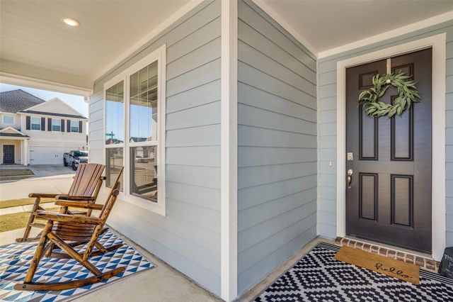 9024 Huxley Drive, Aubrey, TX 76227