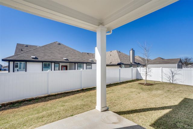 9024 Huxley Drive, Aubrey, TX 76227
