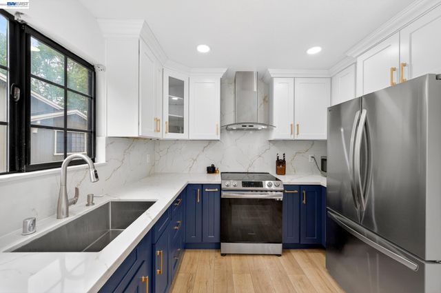 610 Canyon Woods Ct D, San Ramon, CA 94582