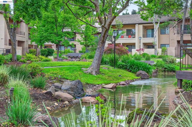610 Canyon Woods Ct D, San Ramon, CA 94582