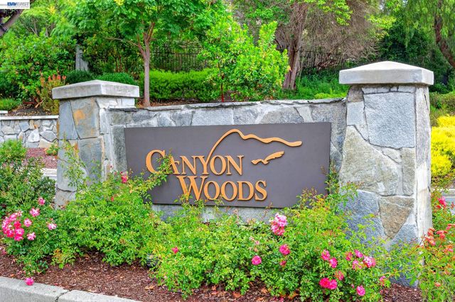 610 Canyon Woods Ct D, San Ramon, CA 94582