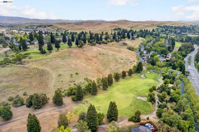 610 Canyon Woods Ct D, San Ramon, CA 94582