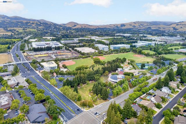 610 Canyon Woods Ct D, San Ramon, CA 94582