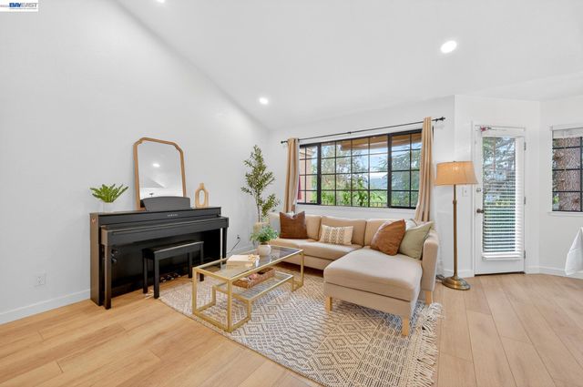 610 Canyon Woods Ct D, San Ramon, CA 94582