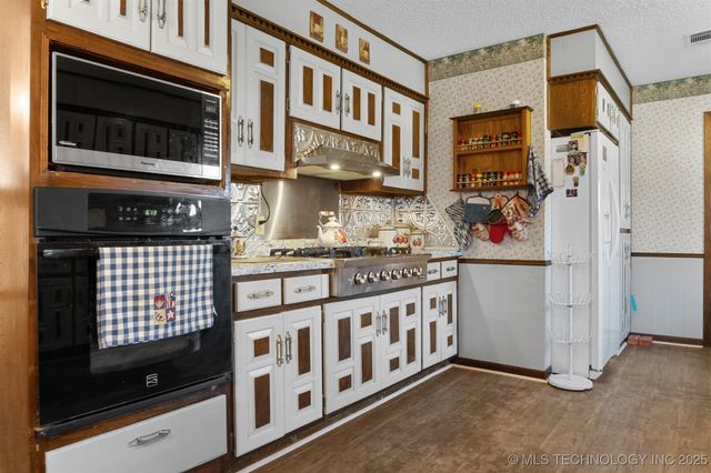 226 Cordell Road, Colbert, OK 74733