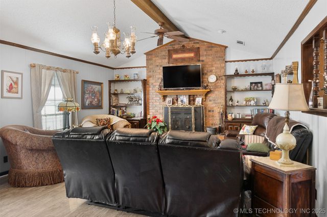 226 Cordell Road, Colbert, OK 74733