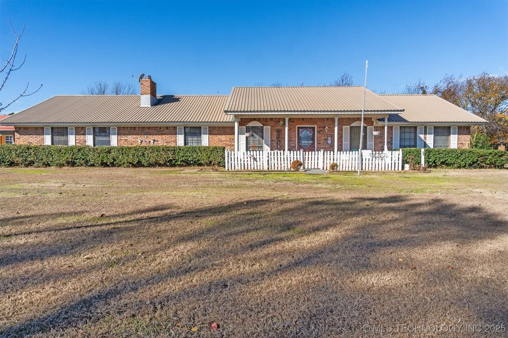 226 Cordell Road, Colbert, OK 74733