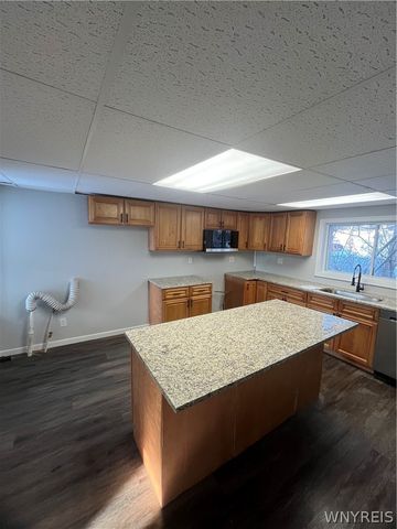 709 Gwinn Street, Shelby, NY 14103