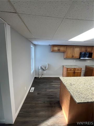 709 Gwinn Street, Shelby, NY 14103