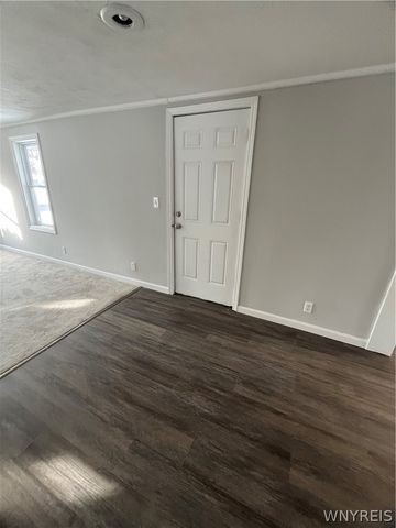 709 Gwinn Street, Shelby, NY 14103