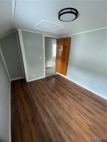 709 Gwinn Street, Shelby, NY 14103