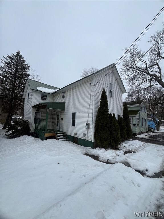 709 Gwinn Street, Shelby, NY 14103