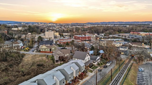 207 Old Mountain Road, Chattanooga, TN 37409