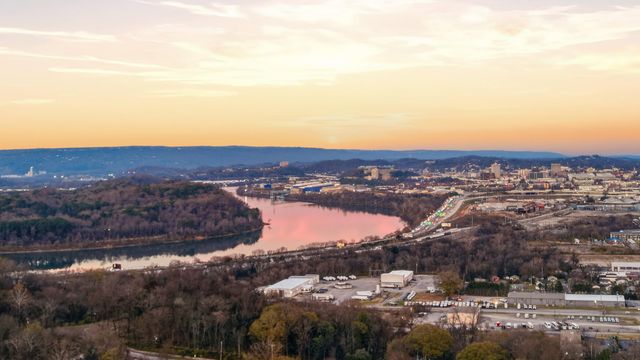 207 Old Mountain Road, Chattanooga, TN 37409