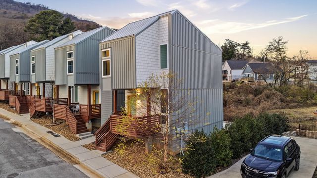 207 Old Mountain Road, Chattanooga, TN 37409