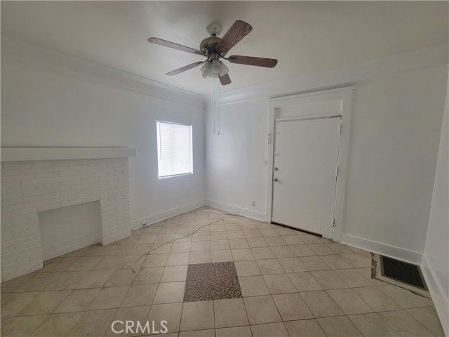 2047 Cambridge A, Los Angeles, CA 90006