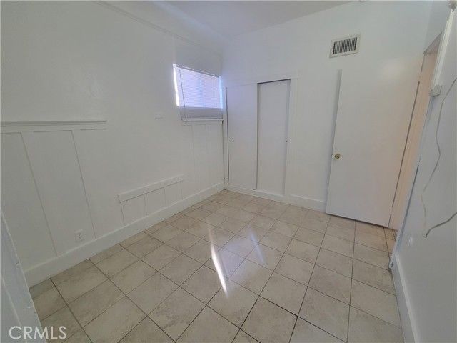 2047 Cambridge A, Los Angeles, CA 90006