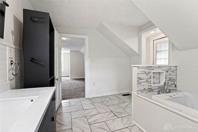 9911 N Cincinnati Columbus Road, Wayne Twp, OH 45068