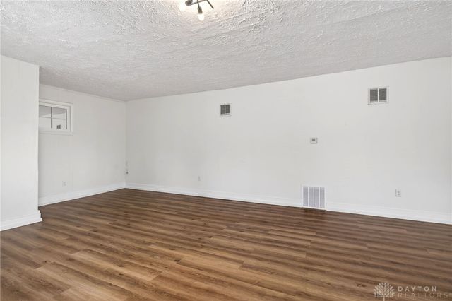 9911 N Cincinnati Columbus Road, Wayne Twp, OH 45068