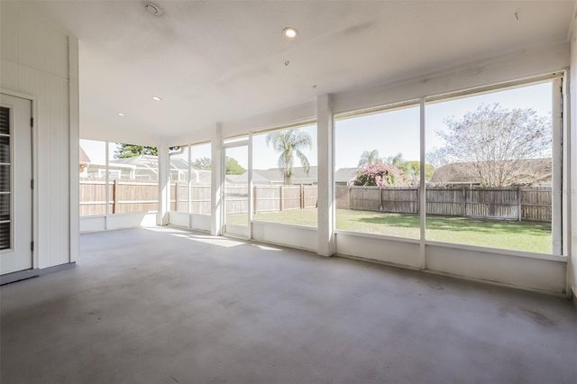 5238 MONTSERRAT COURT, Lakeland, FL 33812