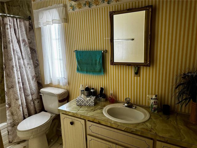 5619 BAYSHORE ROAD 203, Palmetto, FL 34221