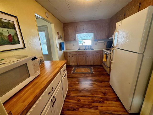 5619 BAYSHORE ROAD 203, Palmetto, FL 34221