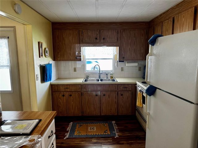 5619 BAYSHORE ROAD 203, Palmetto, FL 34221