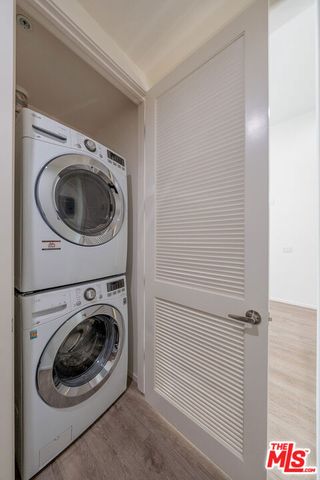 124 W Colorado 105, Glendale, CA 91204