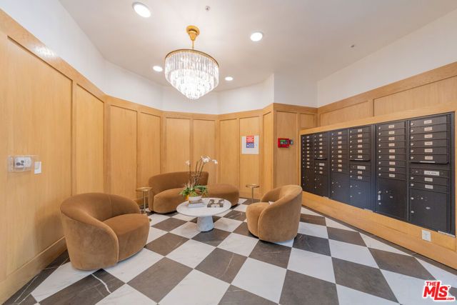 124 W Colorado 105, Glendale, CA 91204