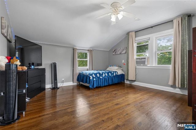 49 Hillcrest Drive, Liberty, NJ 07838