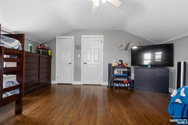 49 Hillcrest Drive, Liberty, NJ 07838