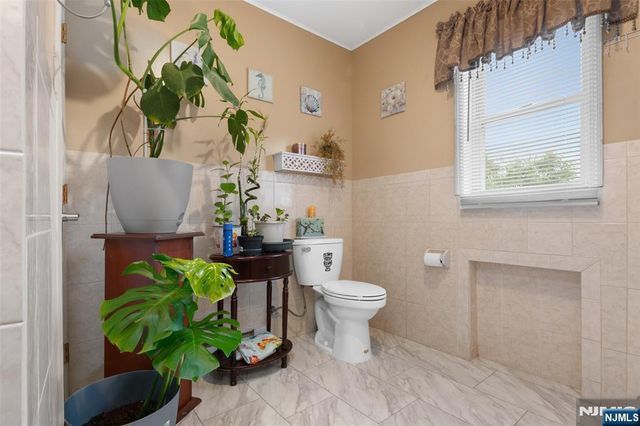 49 Hillcrest Drive, Liberty, NJ 07838
