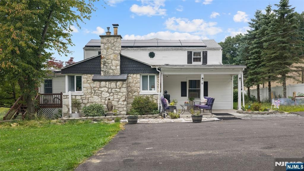 49 Hillcrest Drive, Liberty, NJ 07838