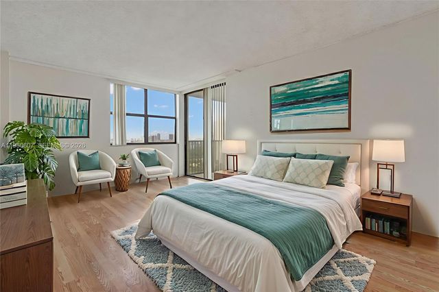 20100 W Country Club Dr 1704, Aventura, FL 33180