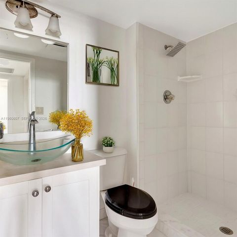 20100 W Country Club Dr 1704, Aventura, FL 33180