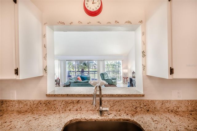 722 WHITE PINE TREE ROAD 82, Venice, FL 34285