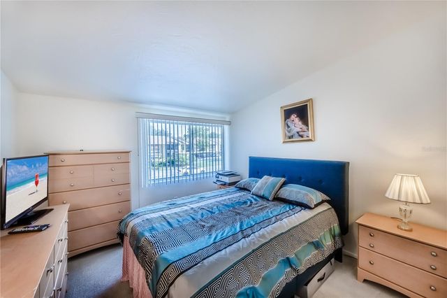 722 WHITE PINE TREE ROAD 82, Venice, FL 34285