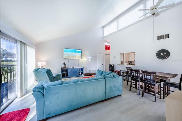 722 WHITE PINE TREE ROAD 82, Venice, FL 34285