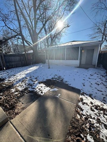 713 E 144th Street, Dolton, IL 60419